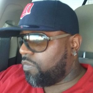 Meet your Posher, Gregory